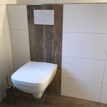 Badezimmer Fliesen/Holzoptik
